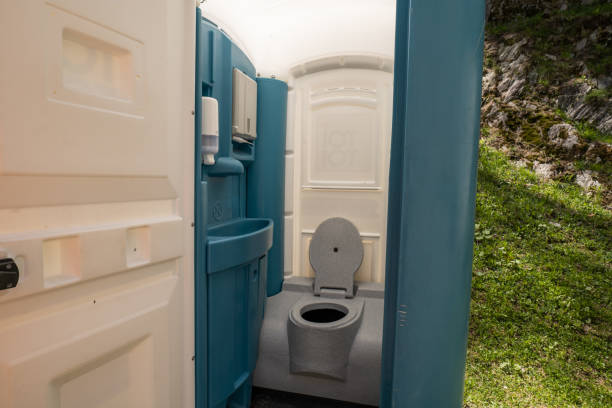 Best Portable toilet rental cost  in Griffith, IN